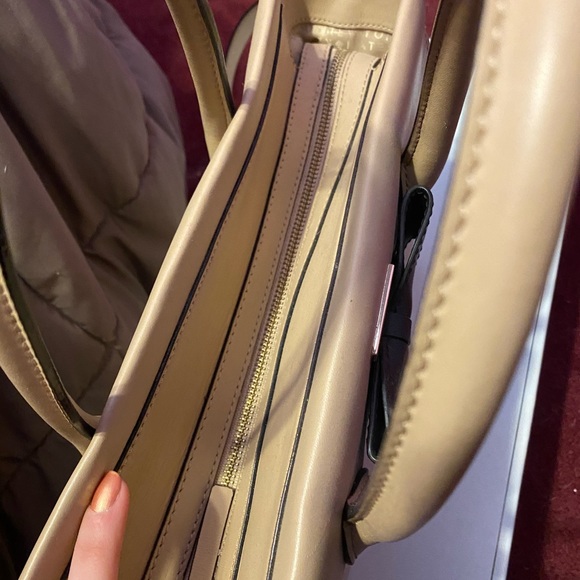 Kate spade purse - Picture 3 of 8